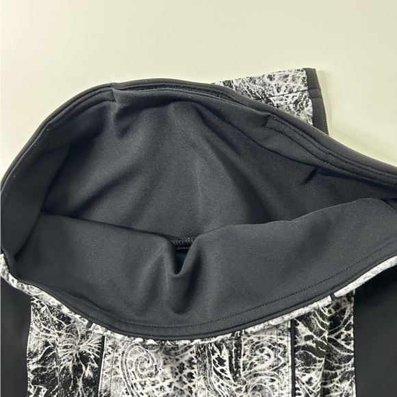 Lululemon leggings Sweat and Repeat size 4 grey black (2018) - Picture 10 of 11